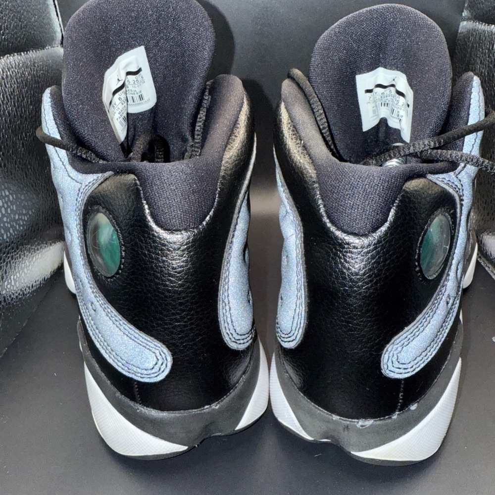 Jordan Black and Gray Classic Sneakers - Picture 3 of 11
